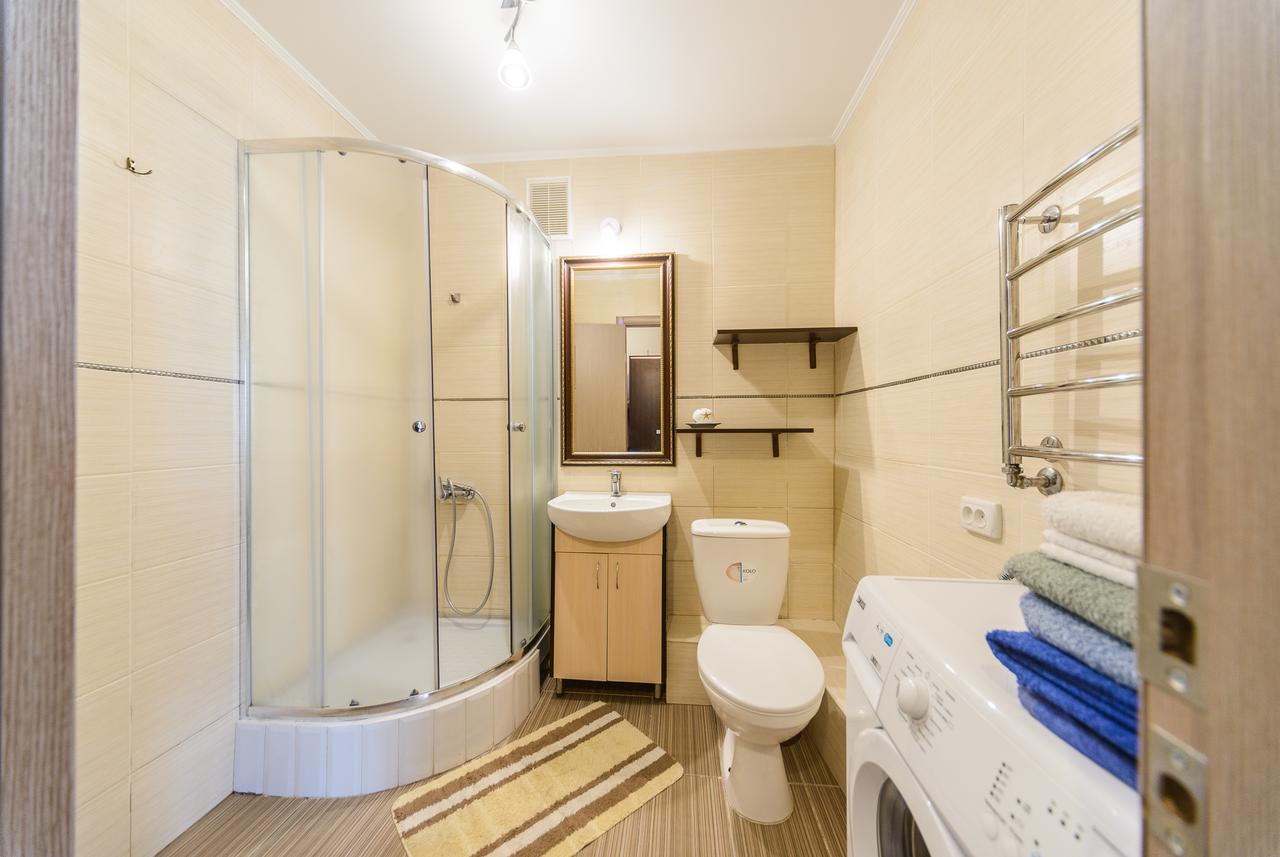 New Appartment Near Kyiv Airport Bagian luar foto