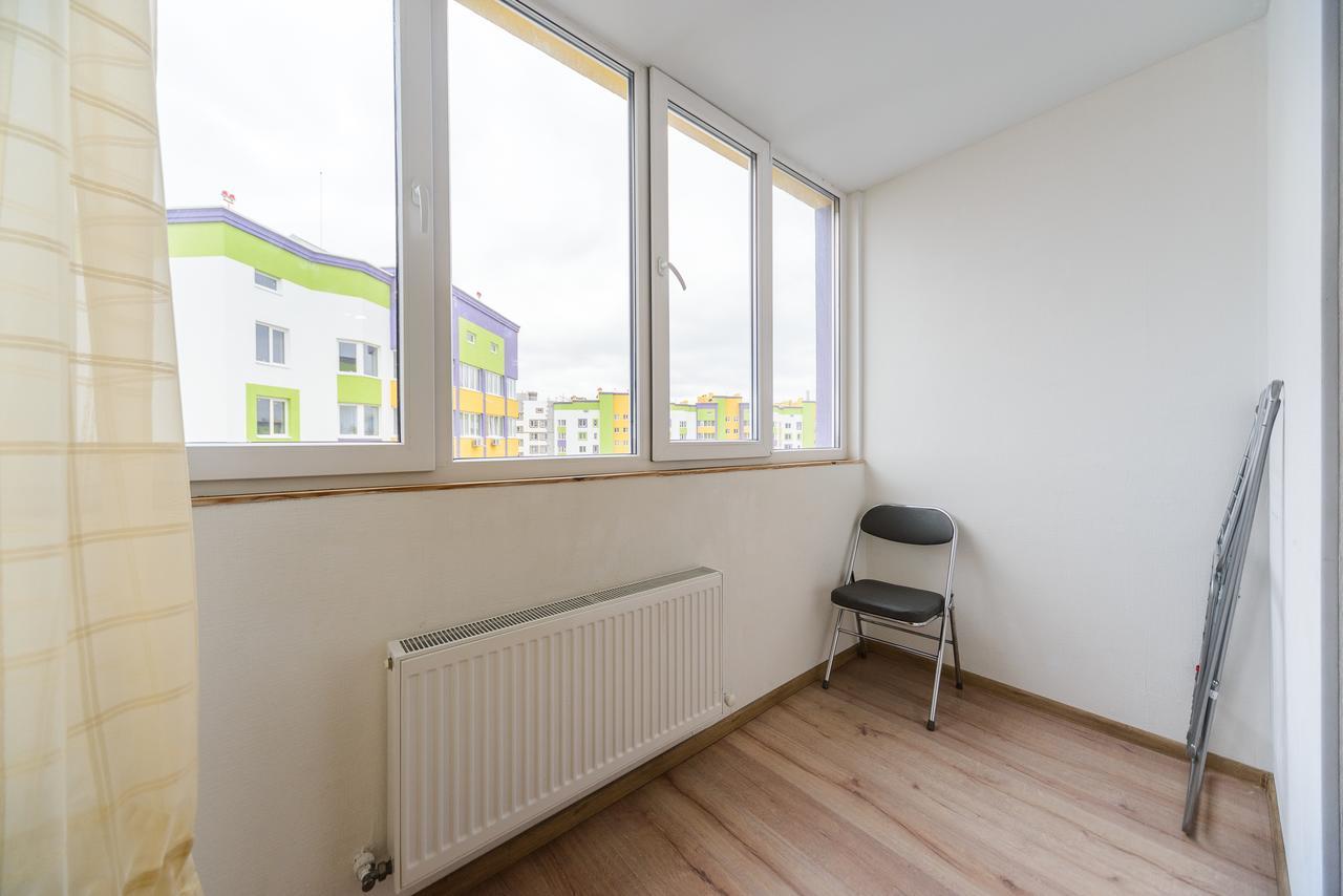New Appartment Near Kyiv Airport Bagian luar foto